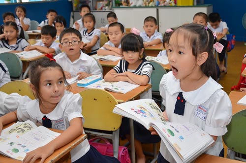 ປ່ຽນໃໝ່ການສຶກສາຍາມໃດກໍ່ໃຫ້ບູລິມະສິດກ່ຽວກັບສິດຜົນປະໂຫຍດຂອງນັກຮຽນ